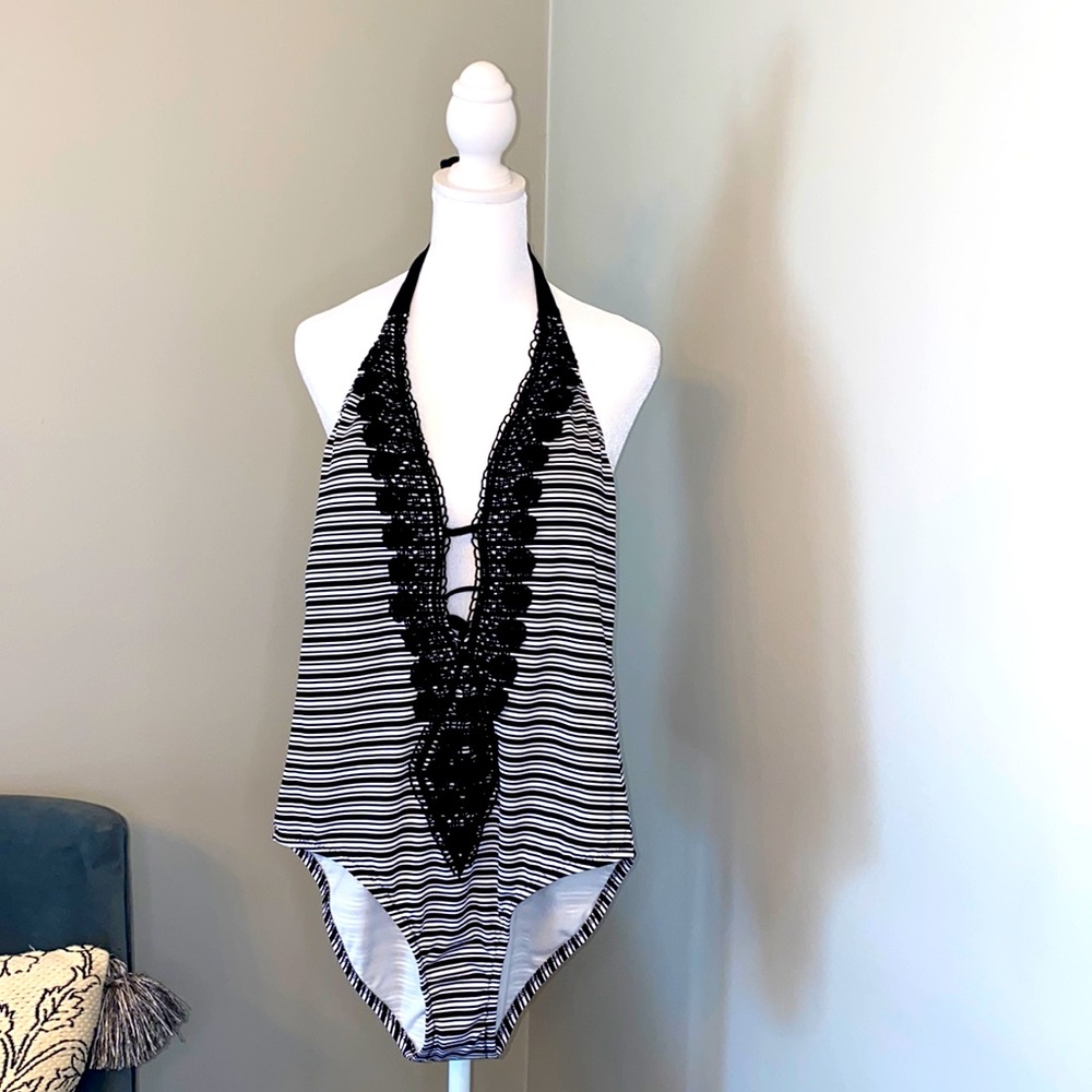 One piece Swimsuit Mossimo Swim Bathing suit